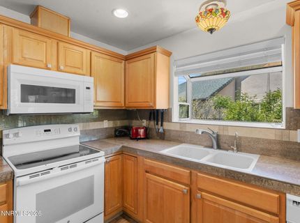 762 Divot Drive, Fernley, NV 89408 Photo