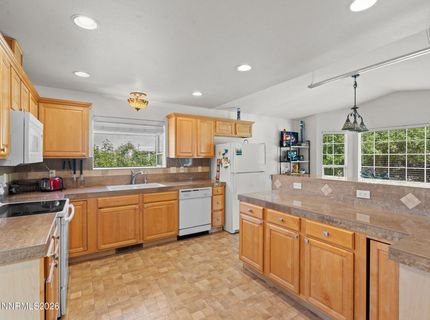 762 Divot Drive, Fernley, NV 89408 Photo
