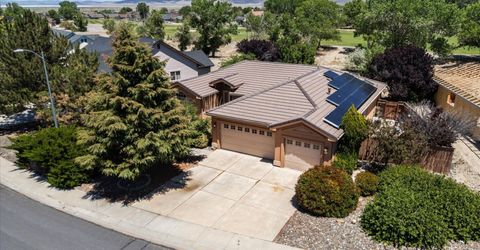 762 Divot Drive, Fernley, NV 89408 Photo