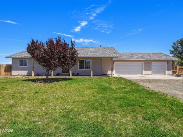 4320 Falcon Drive, Fallon, NV 89406