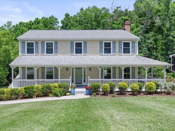 4300 Kings Chase DR, Roanoke, VA 24018