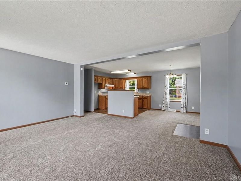 209 Kammer Avenue, Dayton, OH 45417 Photo 5