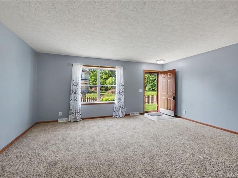 209 Kammer Avenue, Dayton, OH 45417 Photo 6