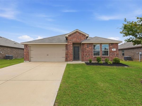 707 Farmstead Way , Josephine, TX 75189