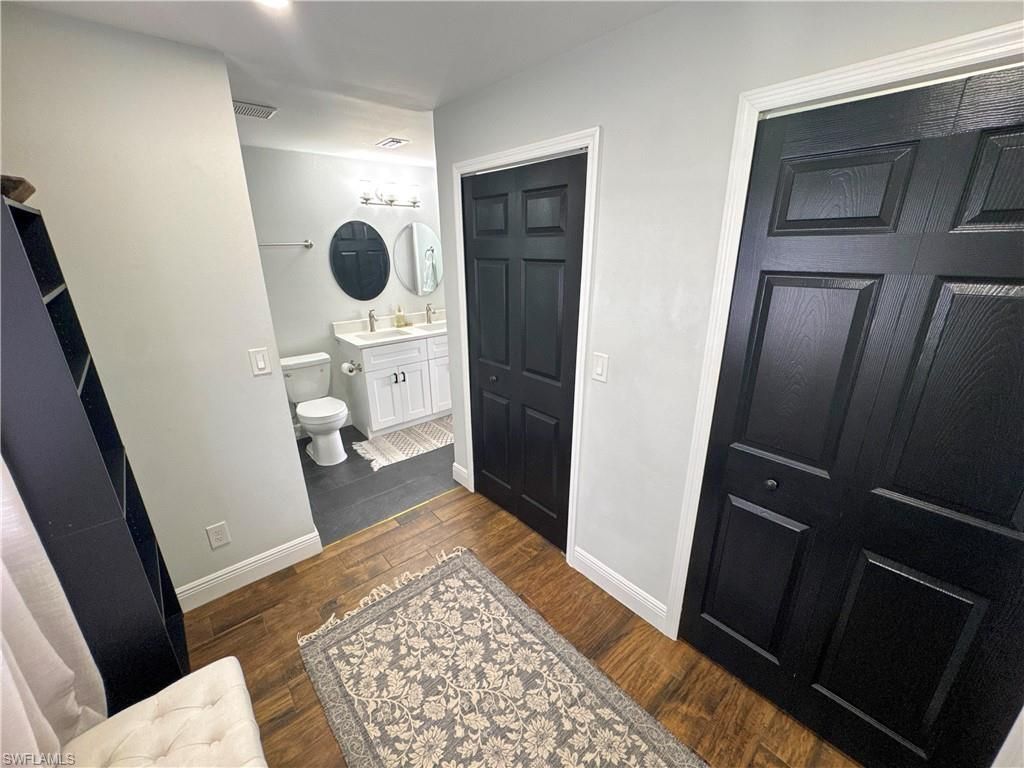 1019 Wyomi Dr, Fort Myers, FL 33919 Photo