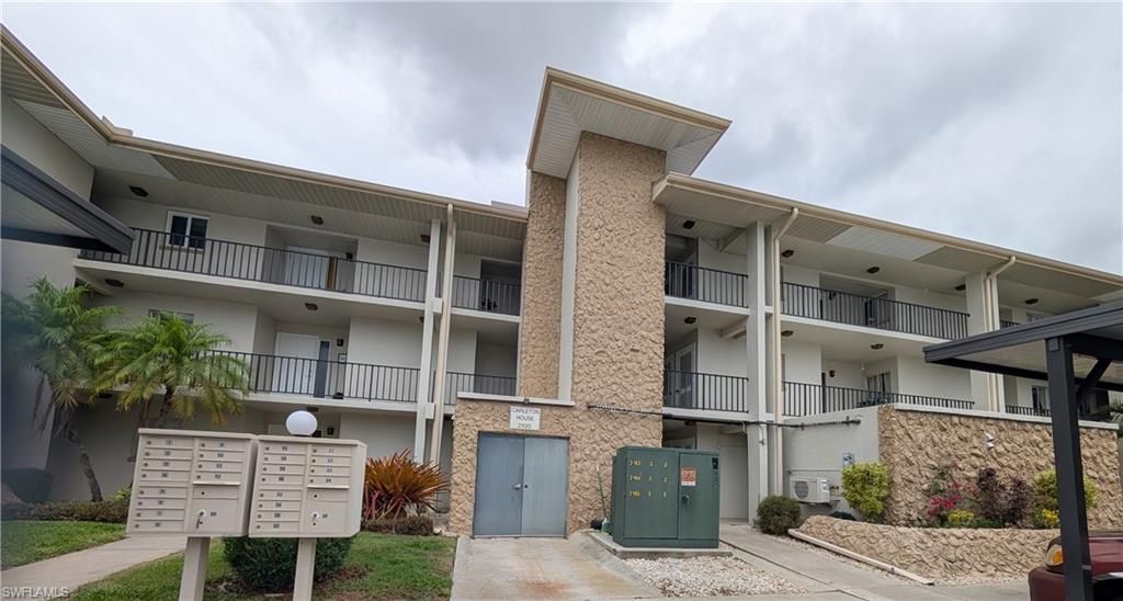 2100 Barkeley Ln , Unit 3, Fort Myers, FL 33907 Photo