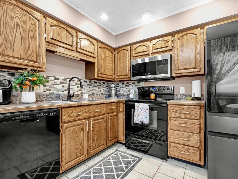 119 E Elliot Road, Russells Point, OH 43348 Photo 10