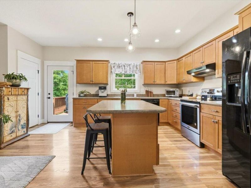 691 Greenbriar Circle, Howard, OH 43028 Photo 15