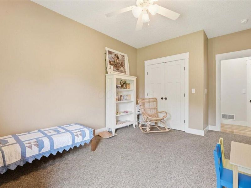691 Greenbriar Circle, Howard, OH 43028 Photo 27