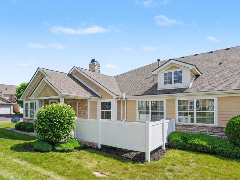 6856 Kinsale Lane, Powell, OH 43065 Photo 3
