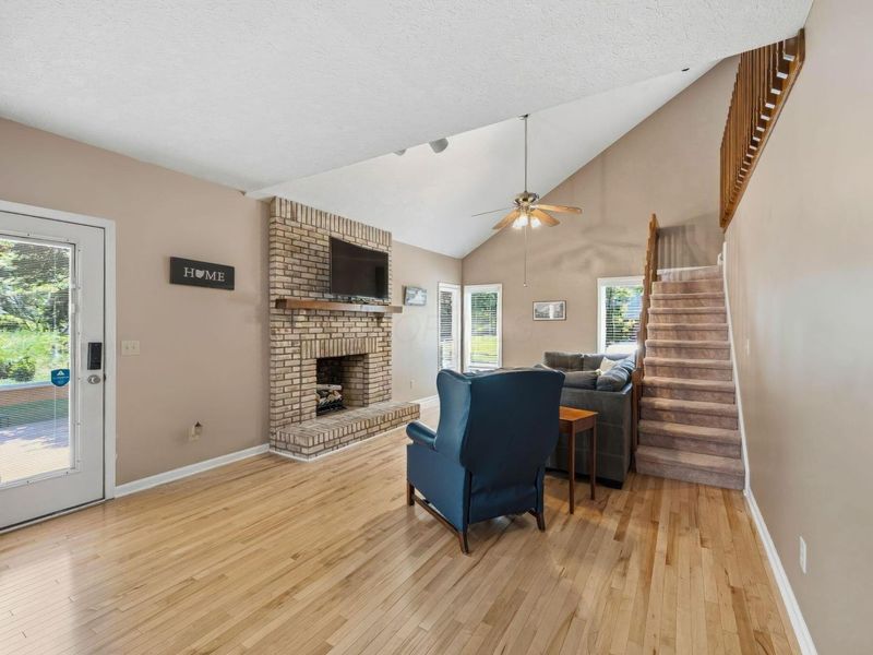 132 Executive Court, Westerville, OH 43081 Photo 25