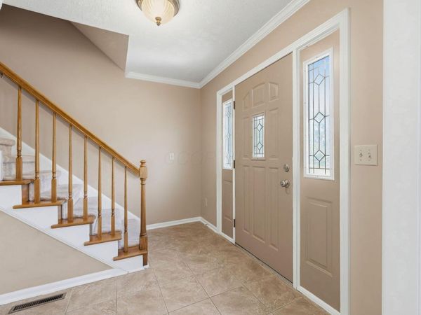 132 Executive Court , Westerville, OH 43081