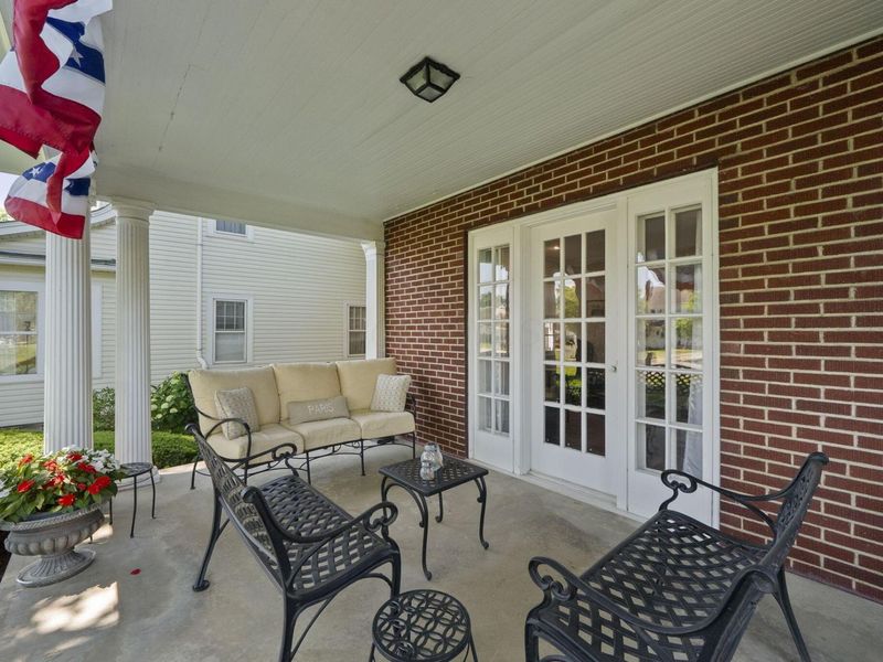 525 E 5th Avenue , Lancaster, OH 43130 Photo 3