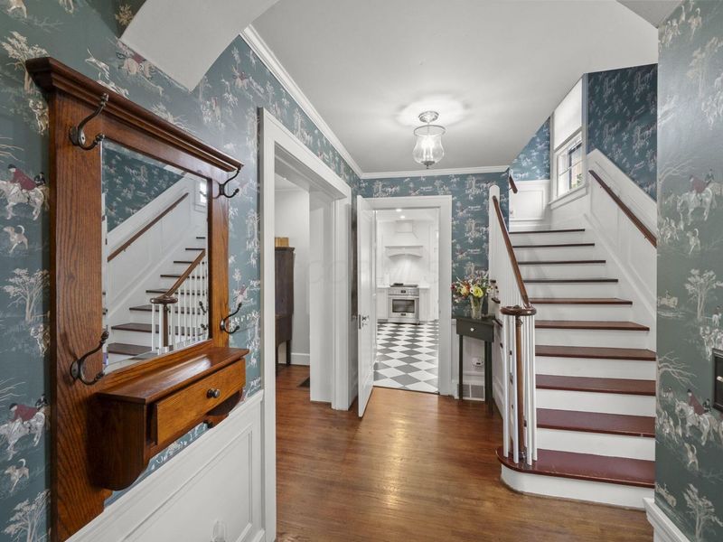 525 E 5th Avenue , Lancaster, OH 43130 Photo 6