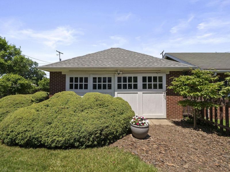 525 E 5th Avenue , Lancaster, OH 43130 Photo 63