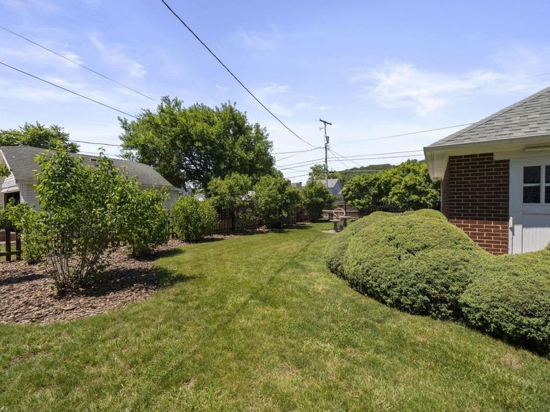 525 E 5th Avenue , Lancaster, OH 43130 Photo 78