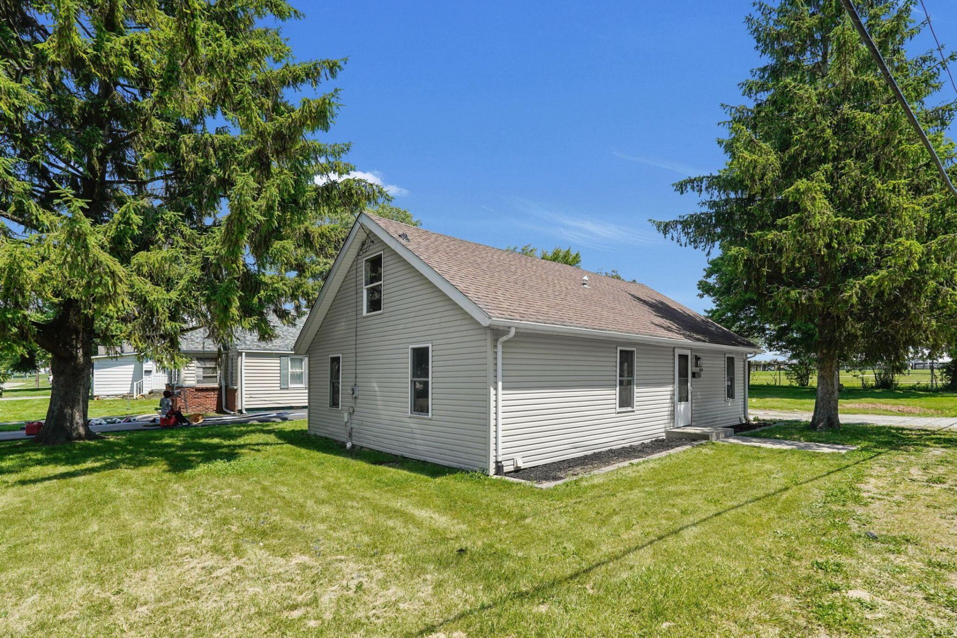 154 Chandler Avenue , London, OH 43140 Main Photo
