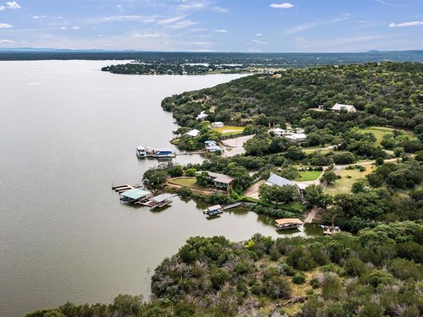 325 Eagle Rest LN, Burnet, TX 78611