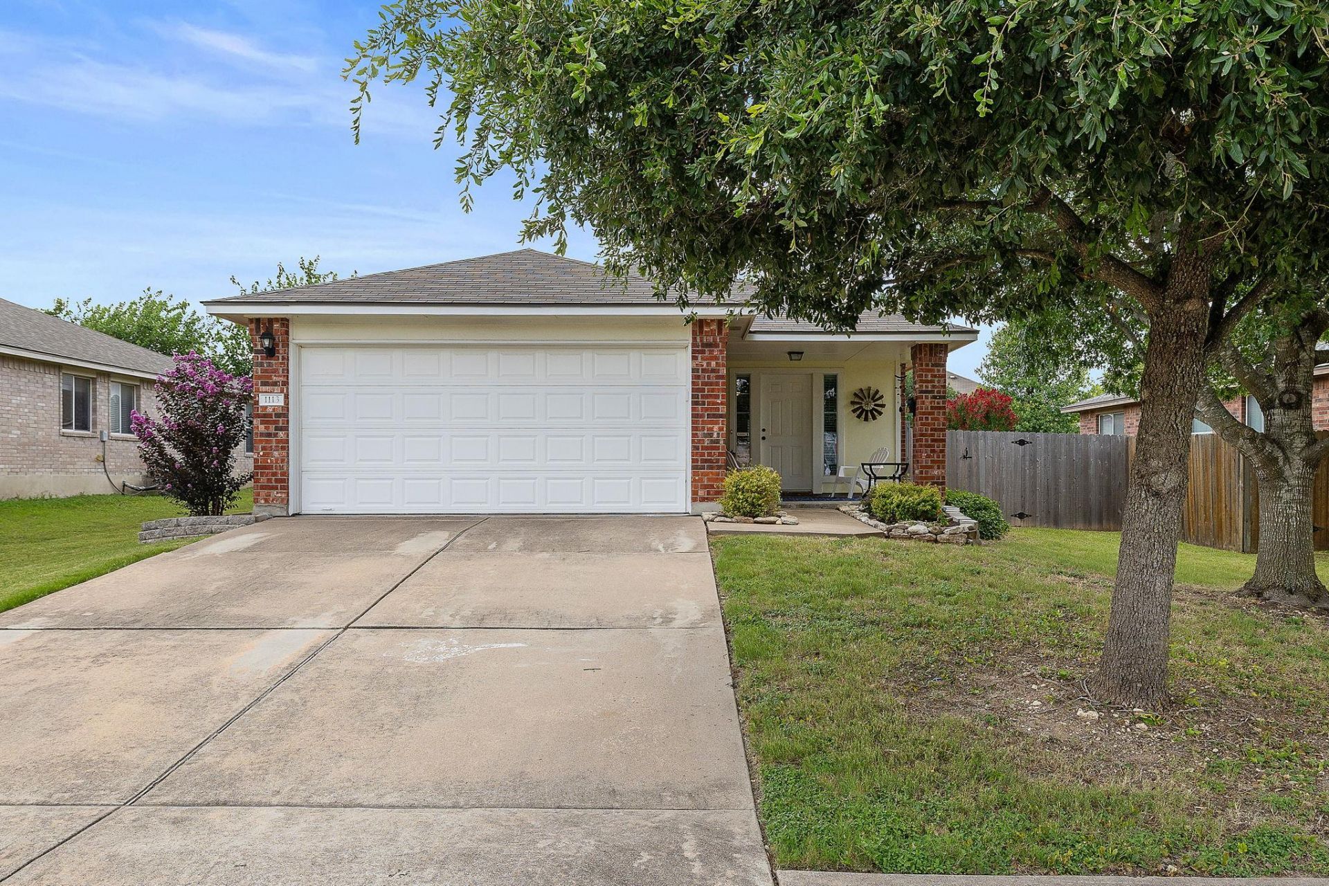 1113 Burgess Dr, Leander, TX 78641 Main Photo