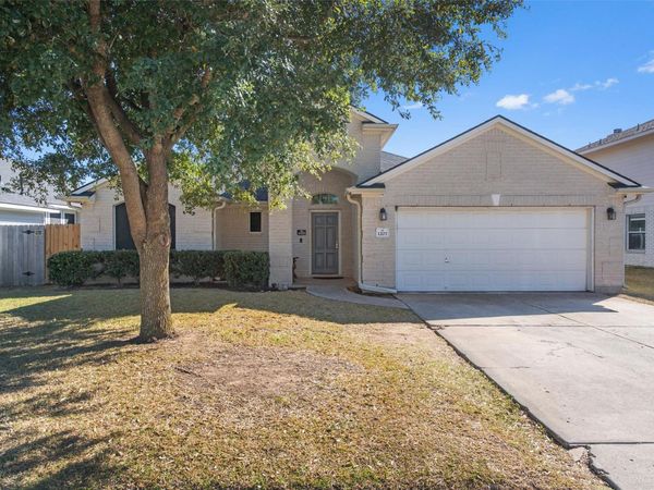 1207 Utopia LN, Hutto, TX 78634