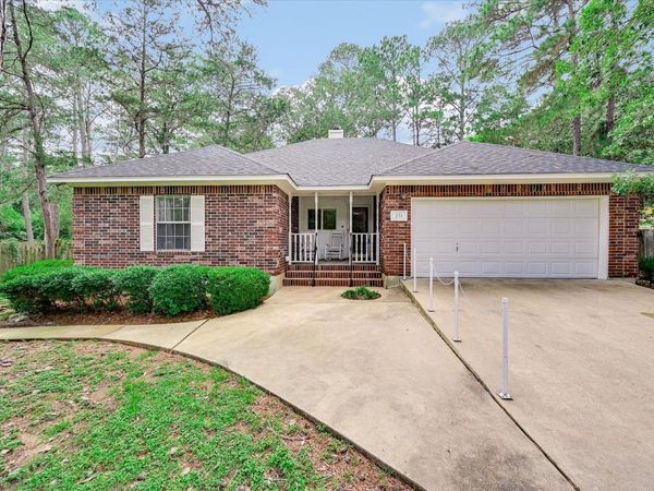 274 Akaloa DR , Bastrop, TX 78602