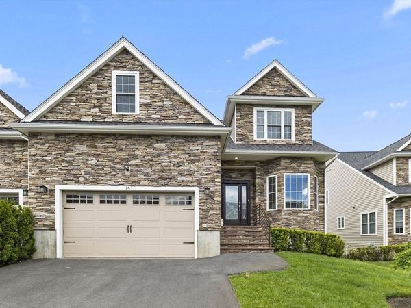 16 Cape Club Dr, Sharon, MA 02067