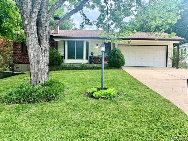 1708 Winter Hill , O'Fallon, MO 63366