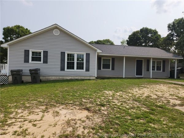 5693 A Archer Road , Hope Mills, NC 28348