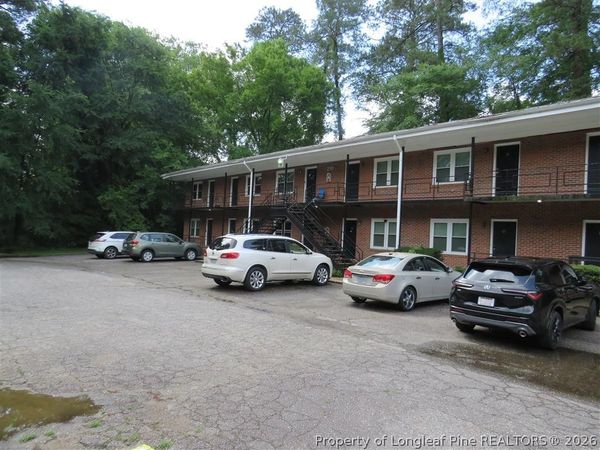 210-18 Colonial Drive , Fayetteville, NC 28301
