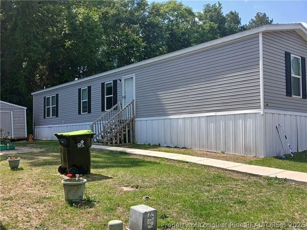 1847 Blake St , Fayetteville, NC 28358