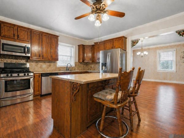 1602 Valverda Rd, Maringouin, LA 70757