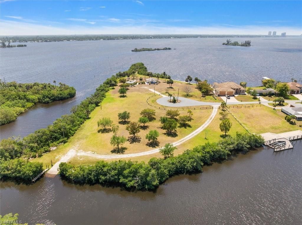 1721 Club House Rd, North Fort Myers, FL 33917 Photo