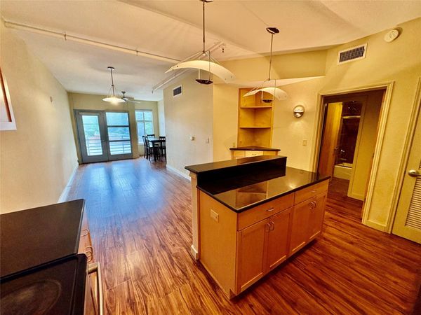 711 W 26th ST, Unit 303, Austin, TX 78705