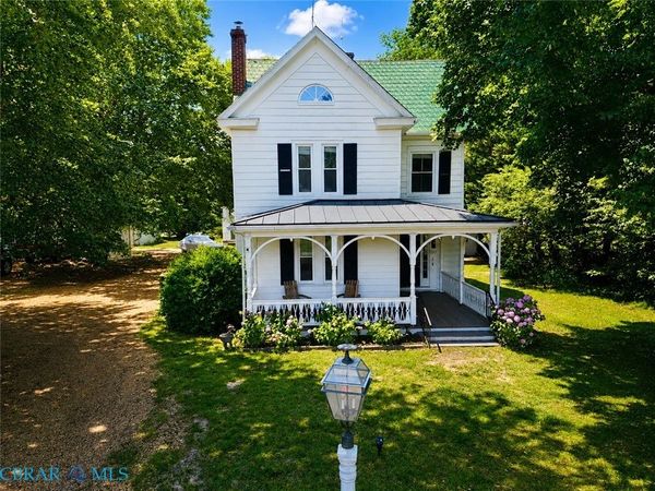 329 E Church Street , Kilmarnock, VA 22482