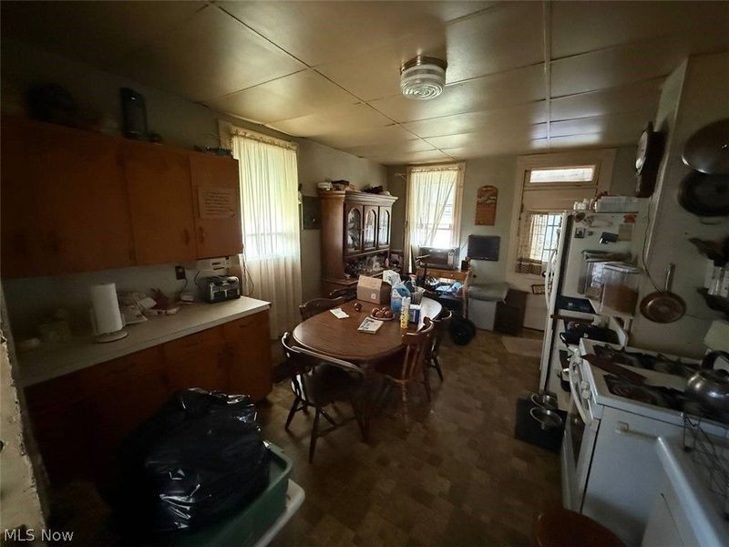 104 Chestnut Street, Coshocton, OH 43812 Photo 13