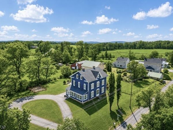 23 Knowlton Rd, Knowlton, NJ 07832