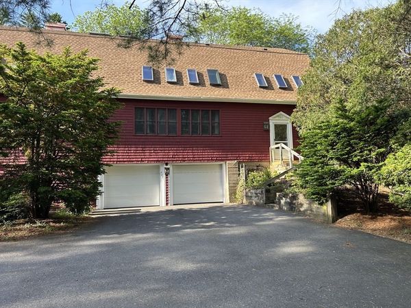 947 Pleasent St, Unit 947, Framingham, MA 01701