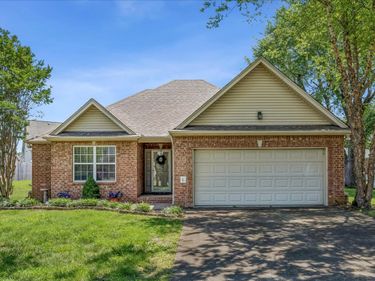 1317 Knoll Ln, Lebanon, TN 37087