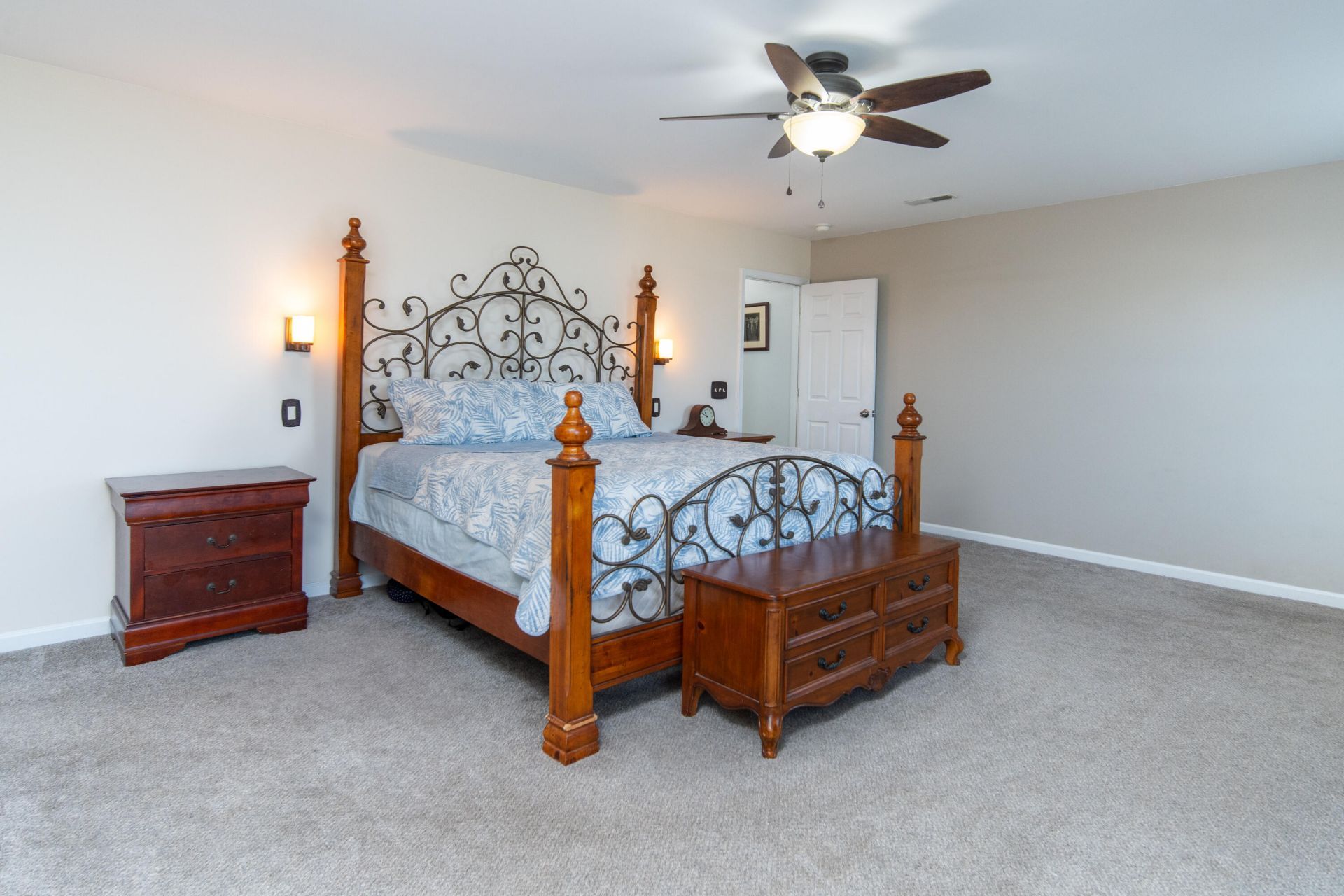 253 Cameron Street Photo 17