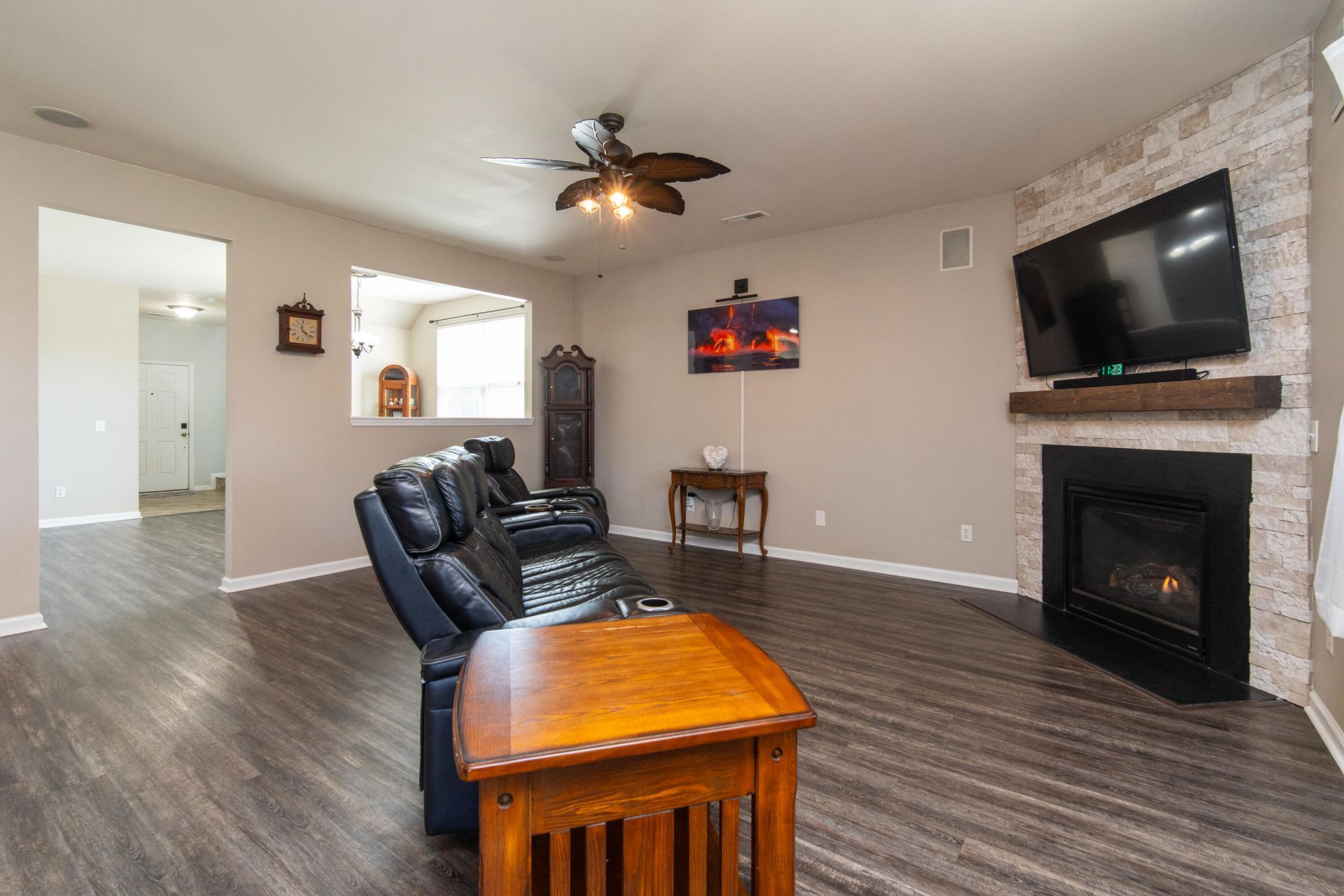 253 Cameron Street Photo 19