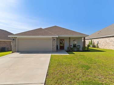28 E Andover, Hattiesburg, MS 39402