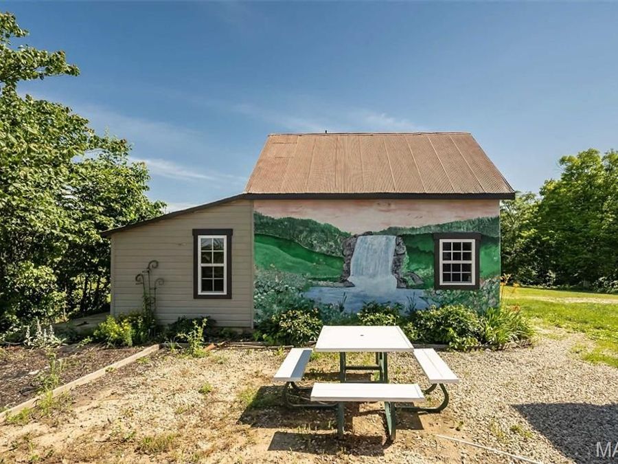 Property Image 28