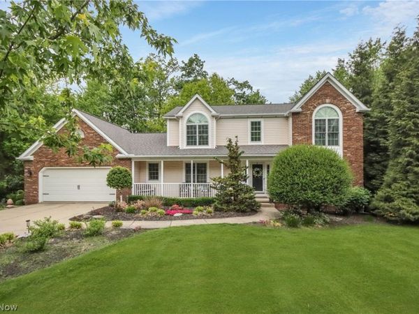 8015 Hansom Place , Mentor, OH 44060
