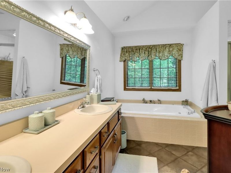 8015 Hansom Place , Mentor, OH 44060 Photo 36