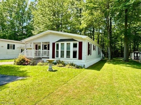 122 Northgate Drive NE, Warren, OH 44484