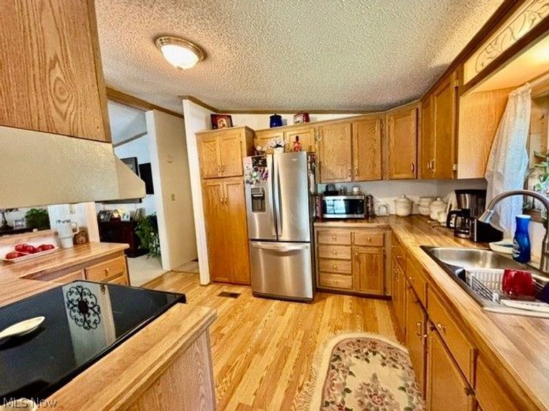 122 Northgate Drive NE, Warren, OH 44484 Photo 7