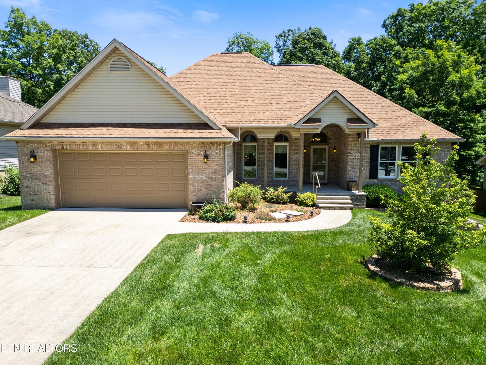 222 Amherst Lane, Crossville, TN 38558 Main Photo