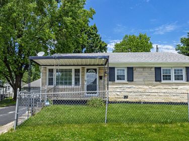 1925 Brent Street, Paris, KY 40361