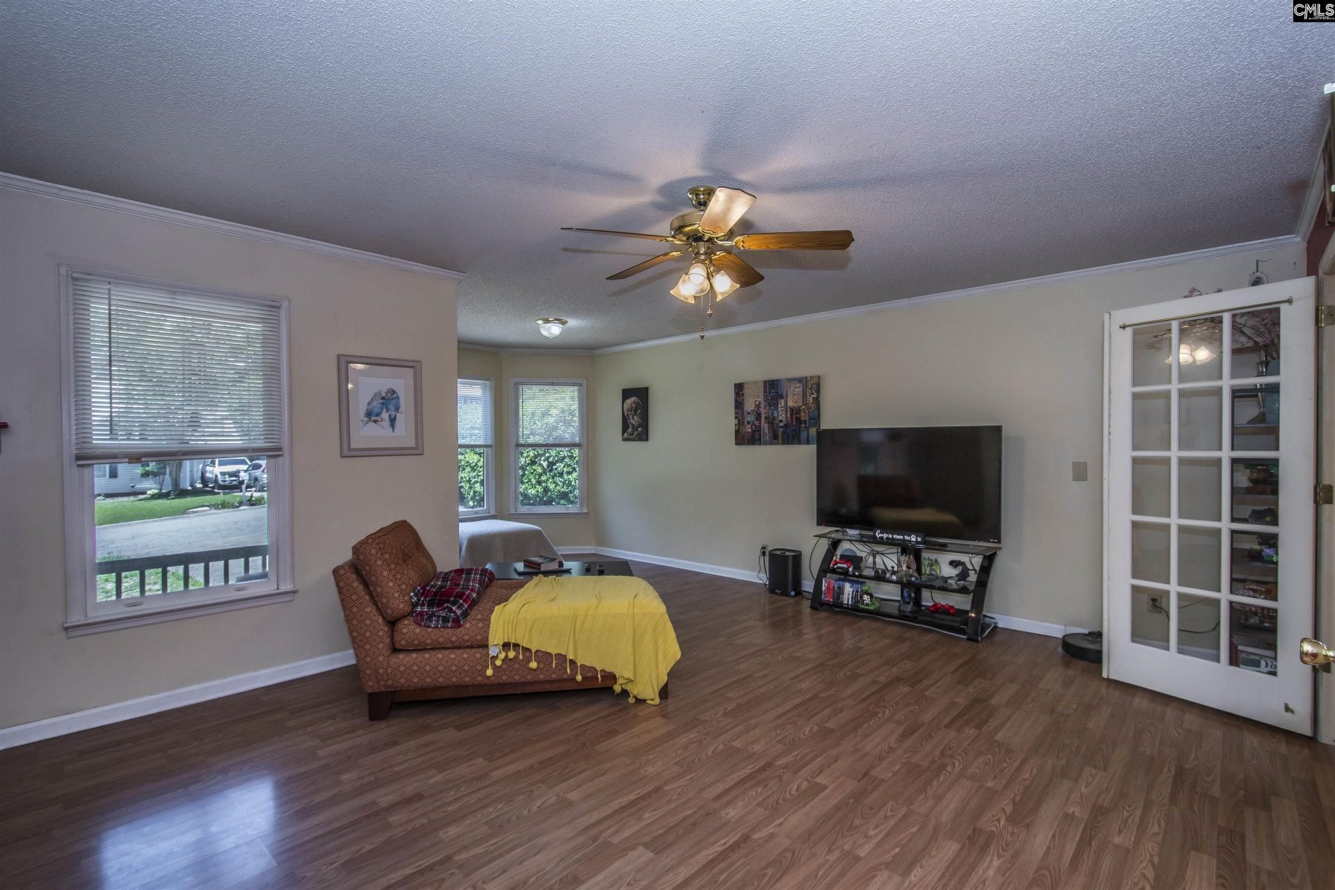 108 Pin Oak Court  Photo 6