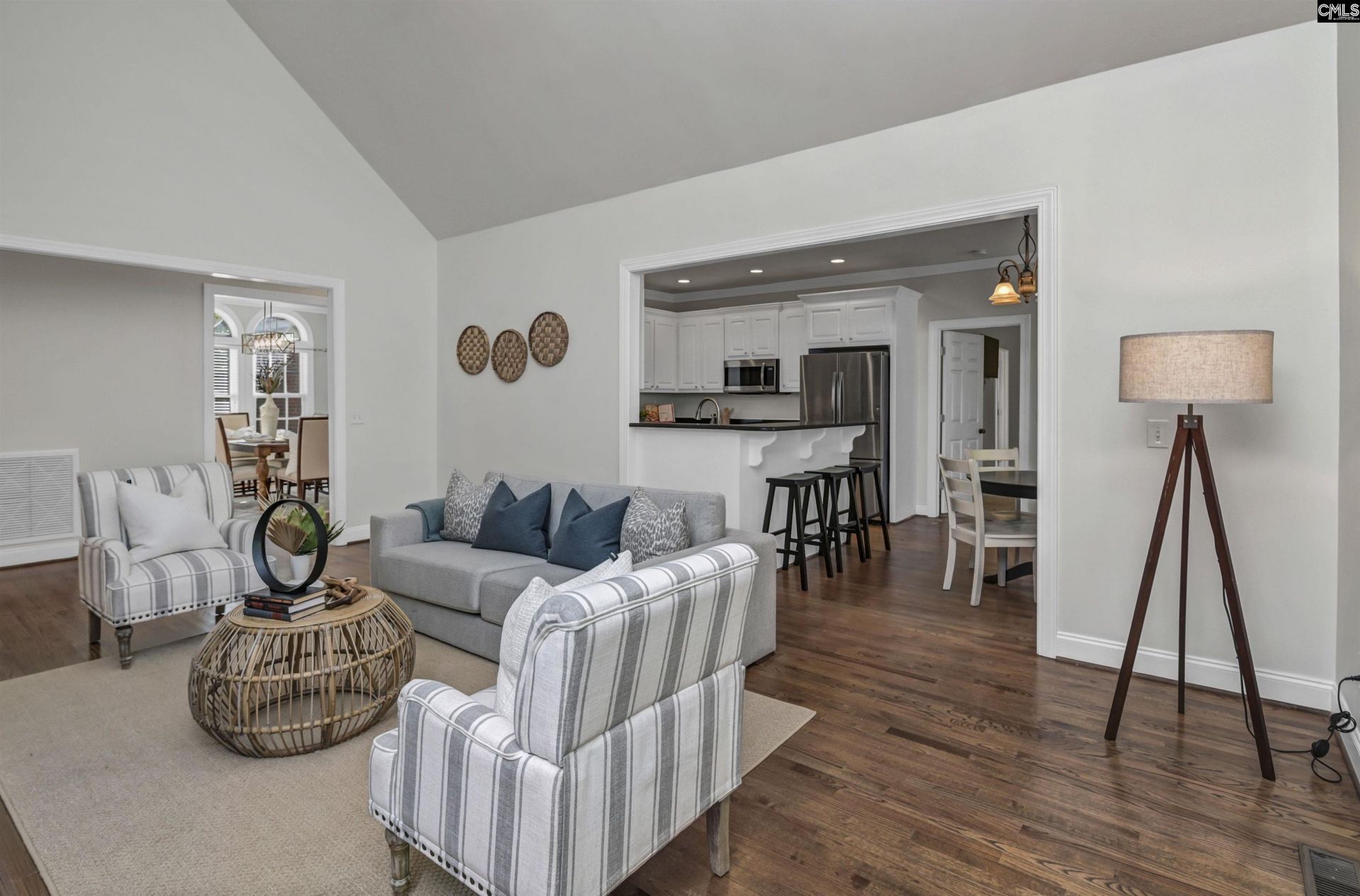 18 Walnut Wood Court  Photo 16